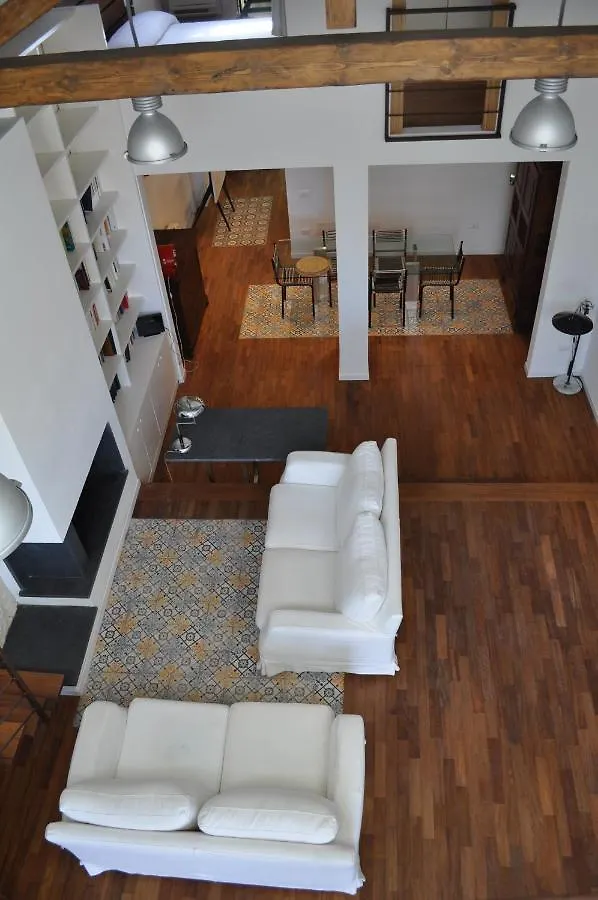 Casa Di Mario Appartamento In Centro Storico Con Due Camere Da Letto E Terrazze Cagliari Italy