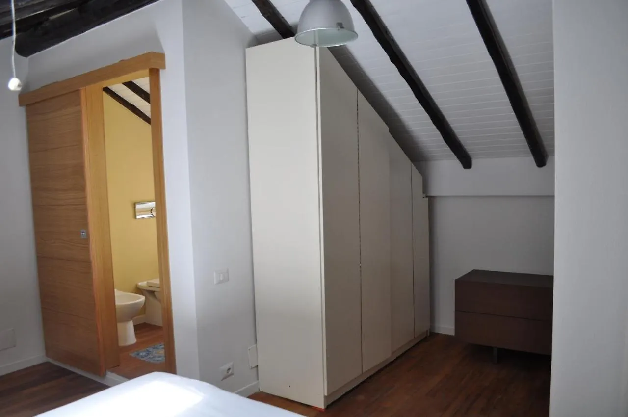 Apartment Casa Di Mario Appartamento In Centro Storico Con Due Camere Da Letto E Terrazze Cagliari Italy